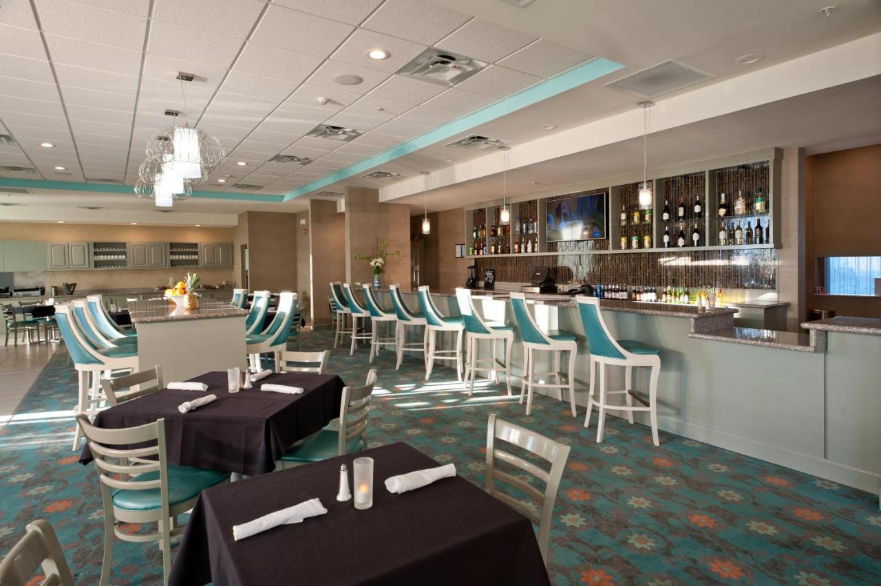 Holiday Inn Guin By Ihg Twin Exterior photo