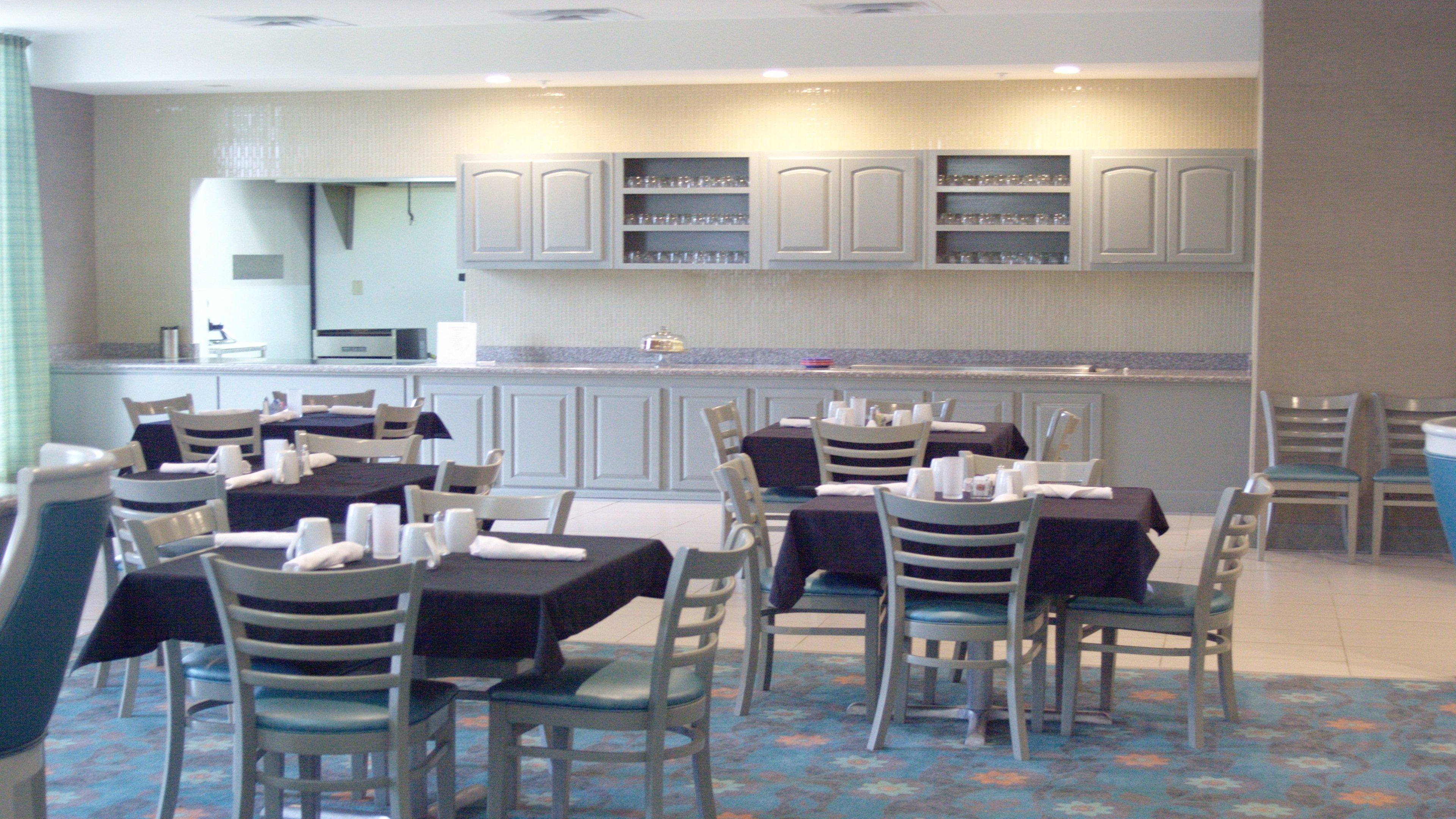 Holiday Inn Guin By Ihg Twin Exterior photo