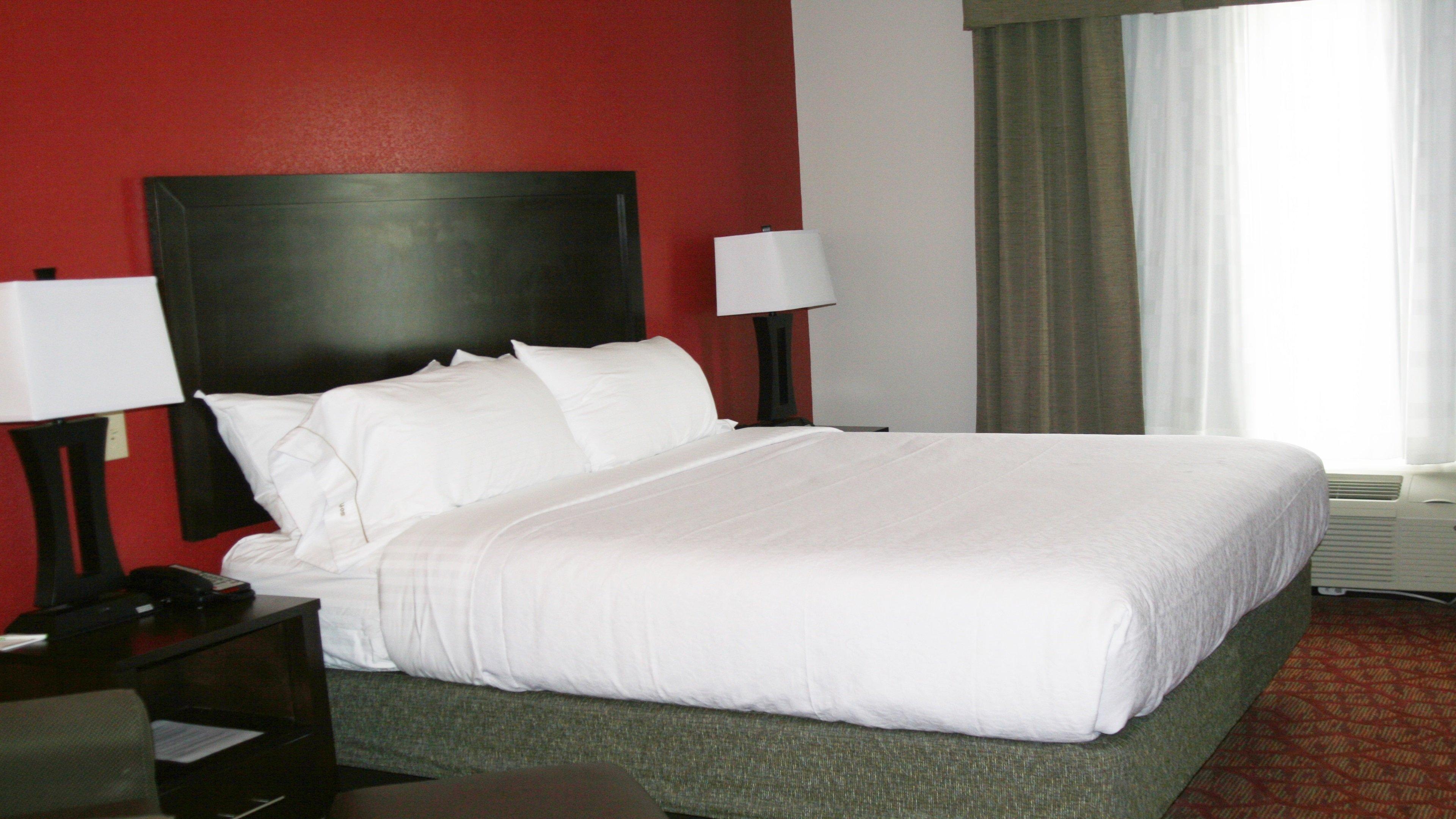 Holiday Inn Guin By Ihg Twin Exterior photo