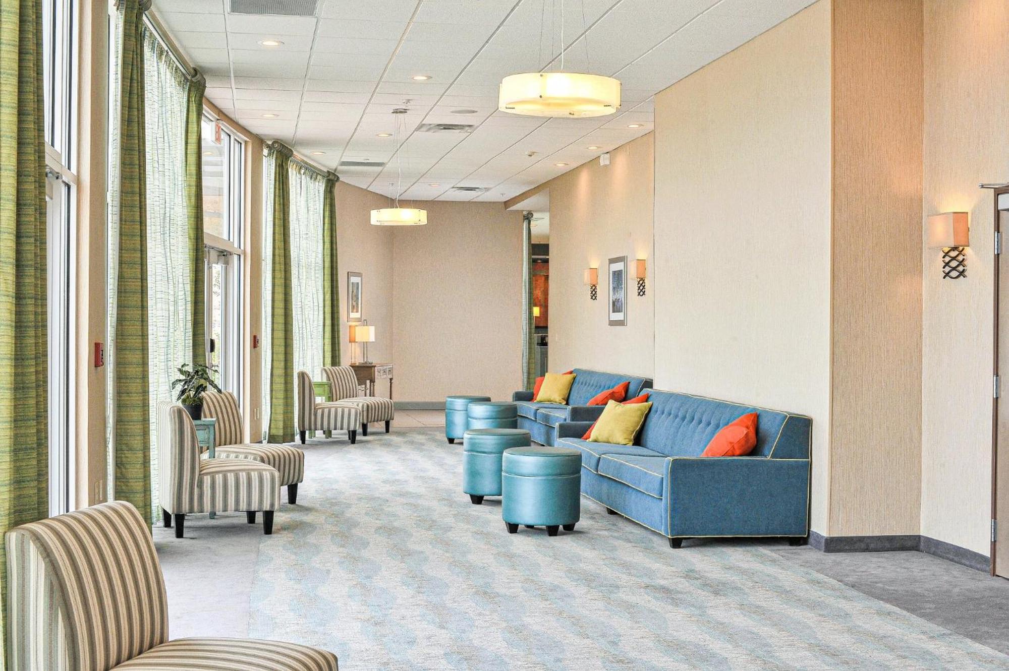 Holiday Inn Guin By Ihg Twin Exterior photo
