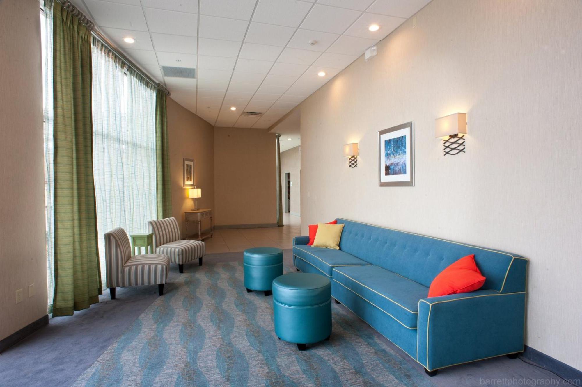 Holiday Inn Guin By Ihg Twin Exterior photo