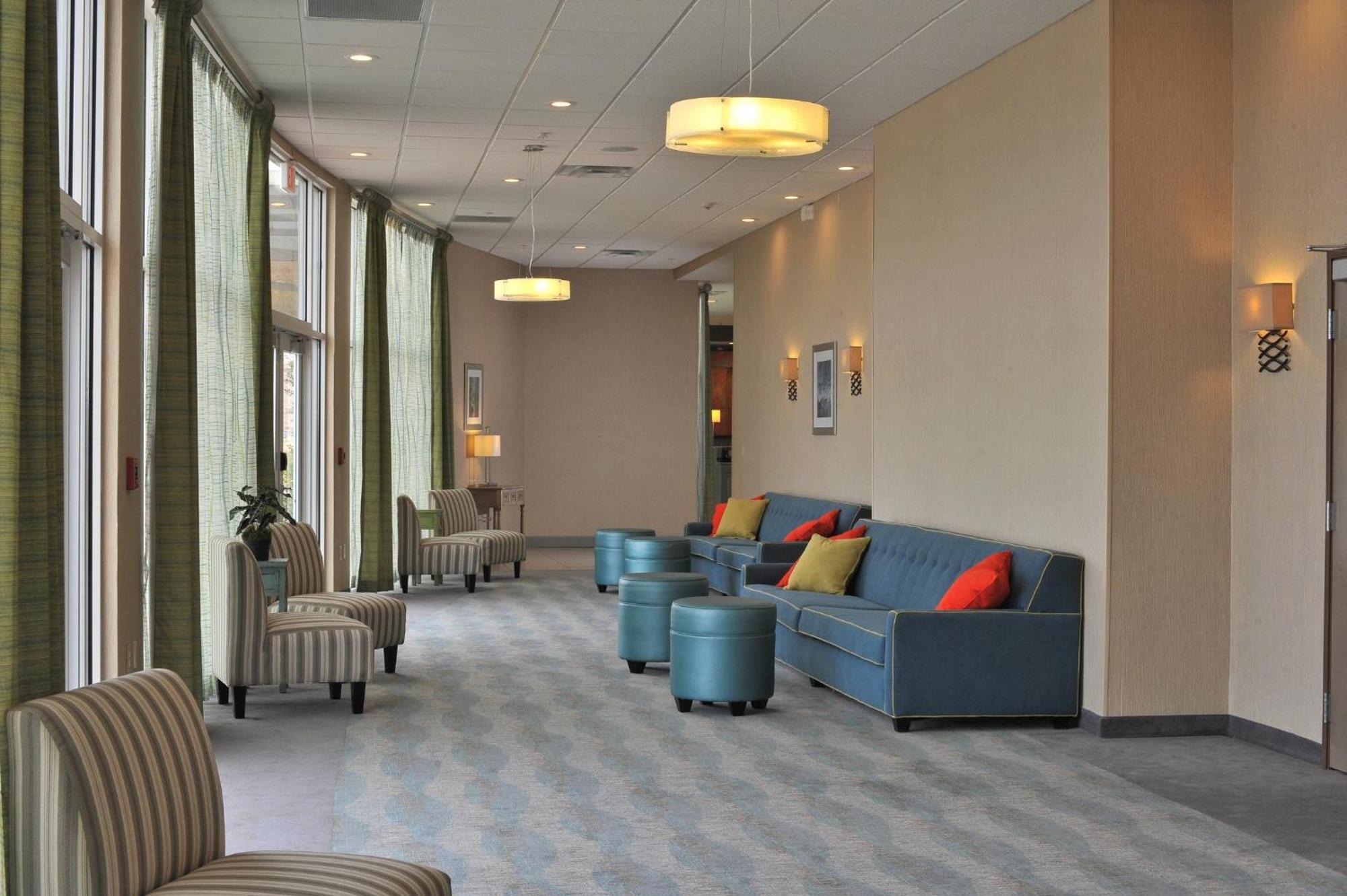 Holiday Inn Guin By Ihg Twin Exterior photo