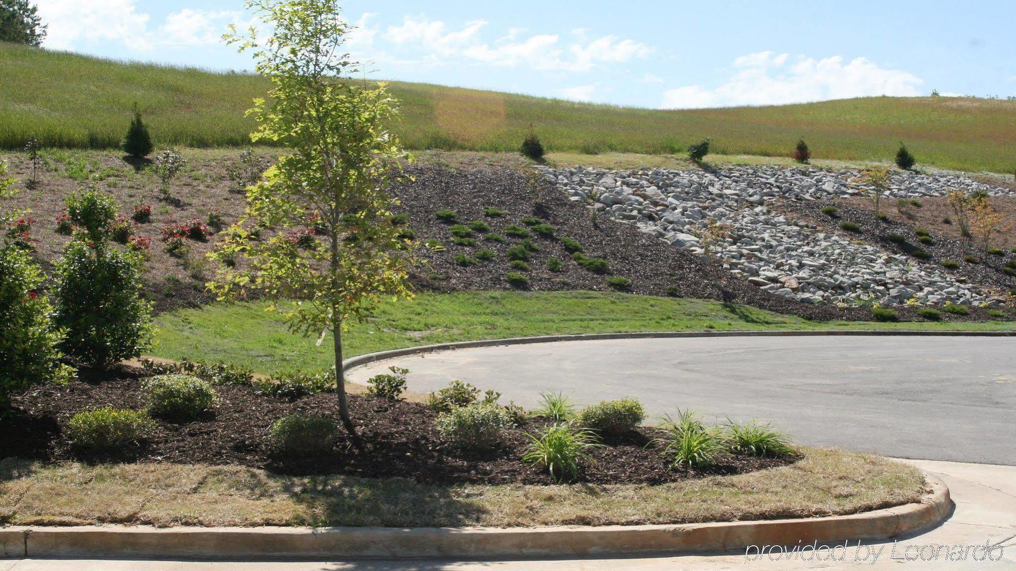 Holiday Inn Guin By Ihg Twin Exterior photo